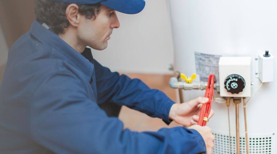 Professional expert plumbing services in Olin, IA